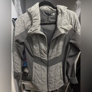 The North Face Pseudio Women's Two-Tone Gray Ski Jacket